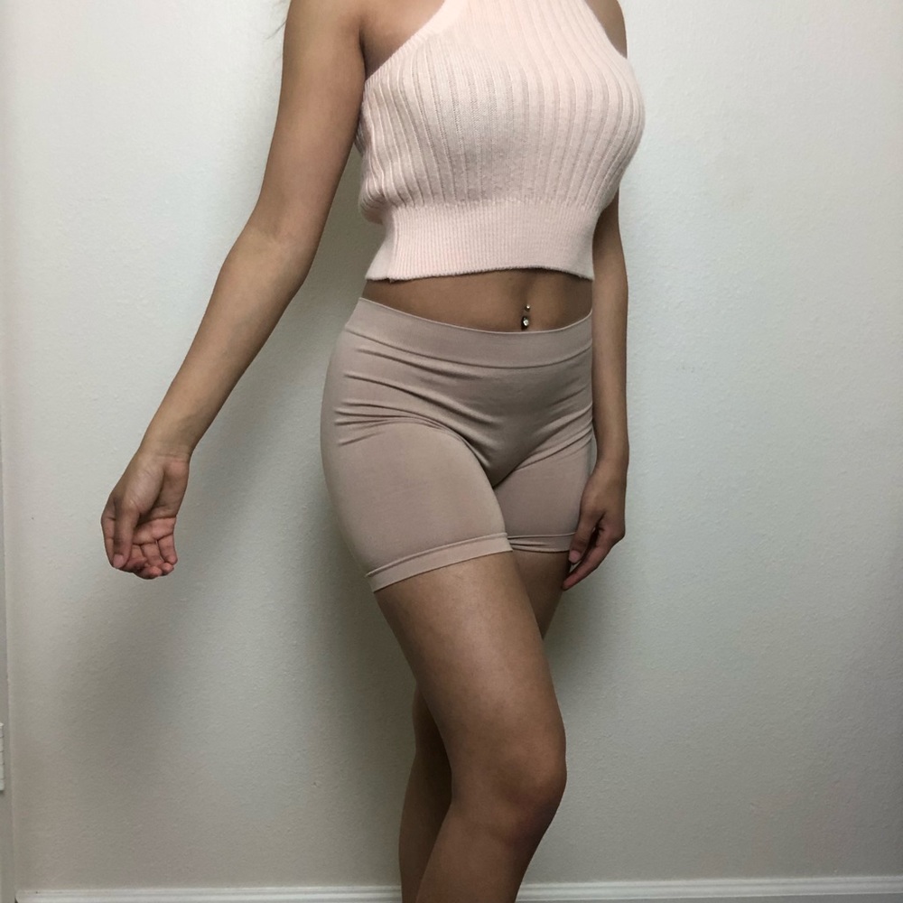 Light pink top!